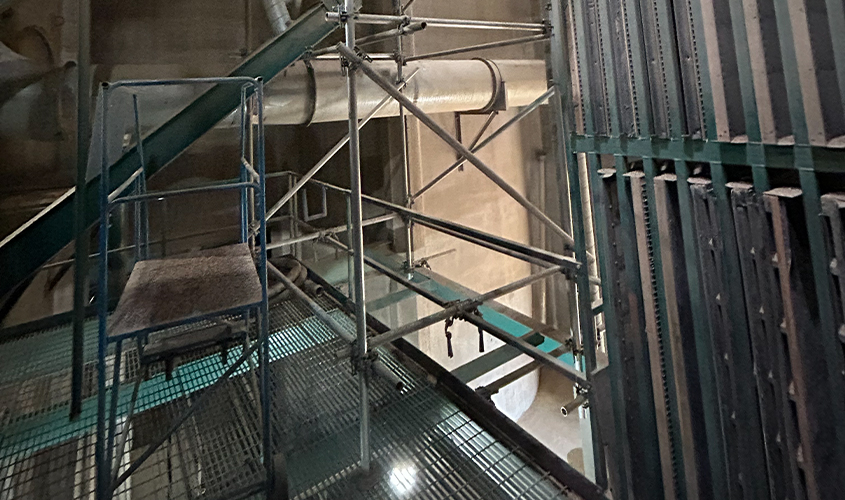 The Challenges of Working in Confined Spaces and How Scaffolding Solves Them